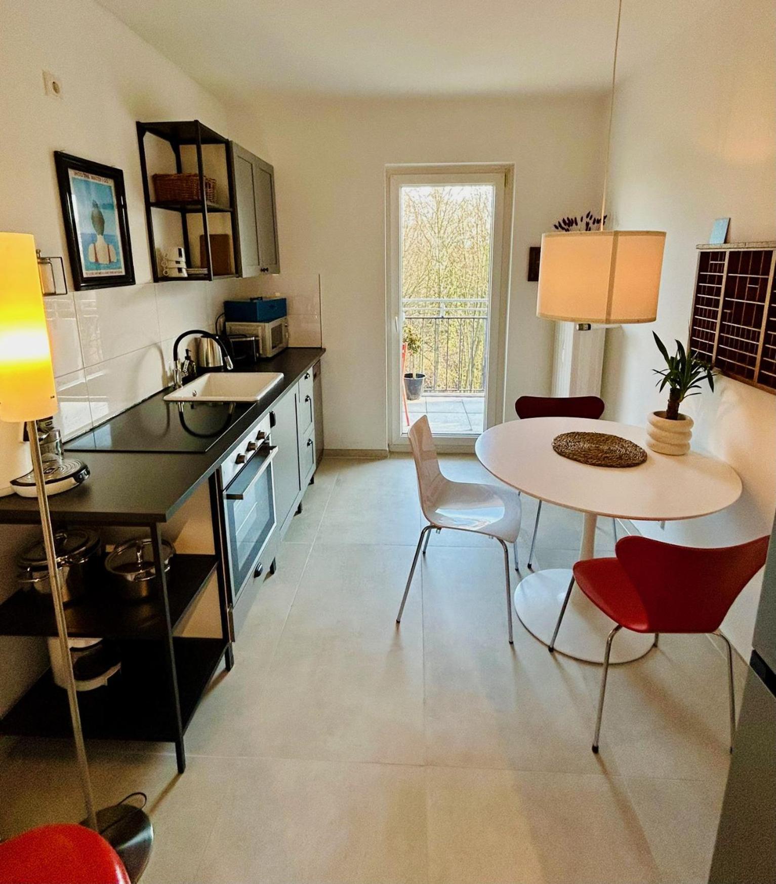 בוכום Feelslikehome - Wunderschoene Und Zentrale Wohnung Mit Balkon&Parkplatz מראה חיצוני תמונה